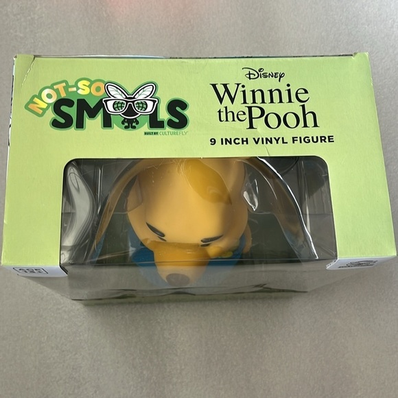 🆕 Disney Winnie the Pooh with Hunny Pot 9 Inch Vinyl Figure 5”x 9” - Picture 6 of 6